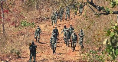 Naxallites attacked soldiers in chattisgarh