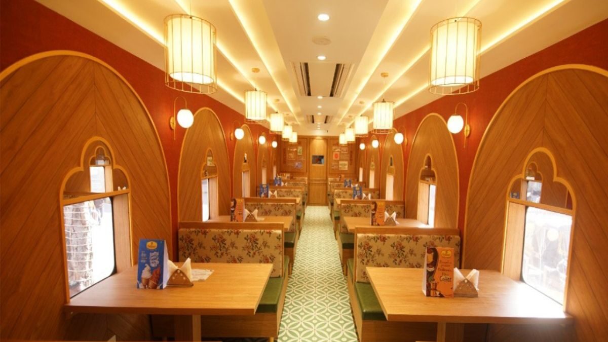 Countrys first AC Rail Coach Restaurant opened in Bihar